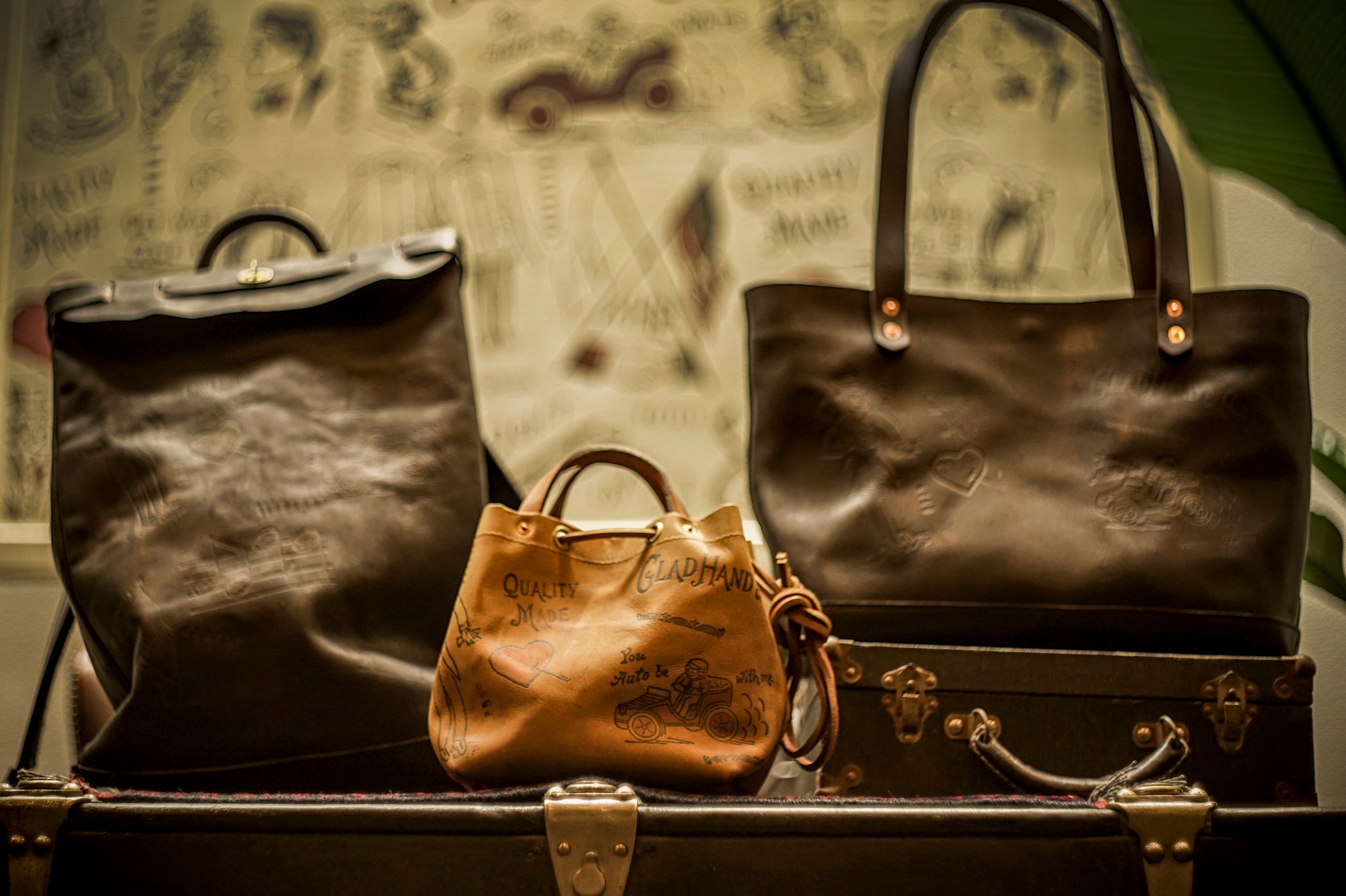 LEATHER TRAVEL TOTE BAG 