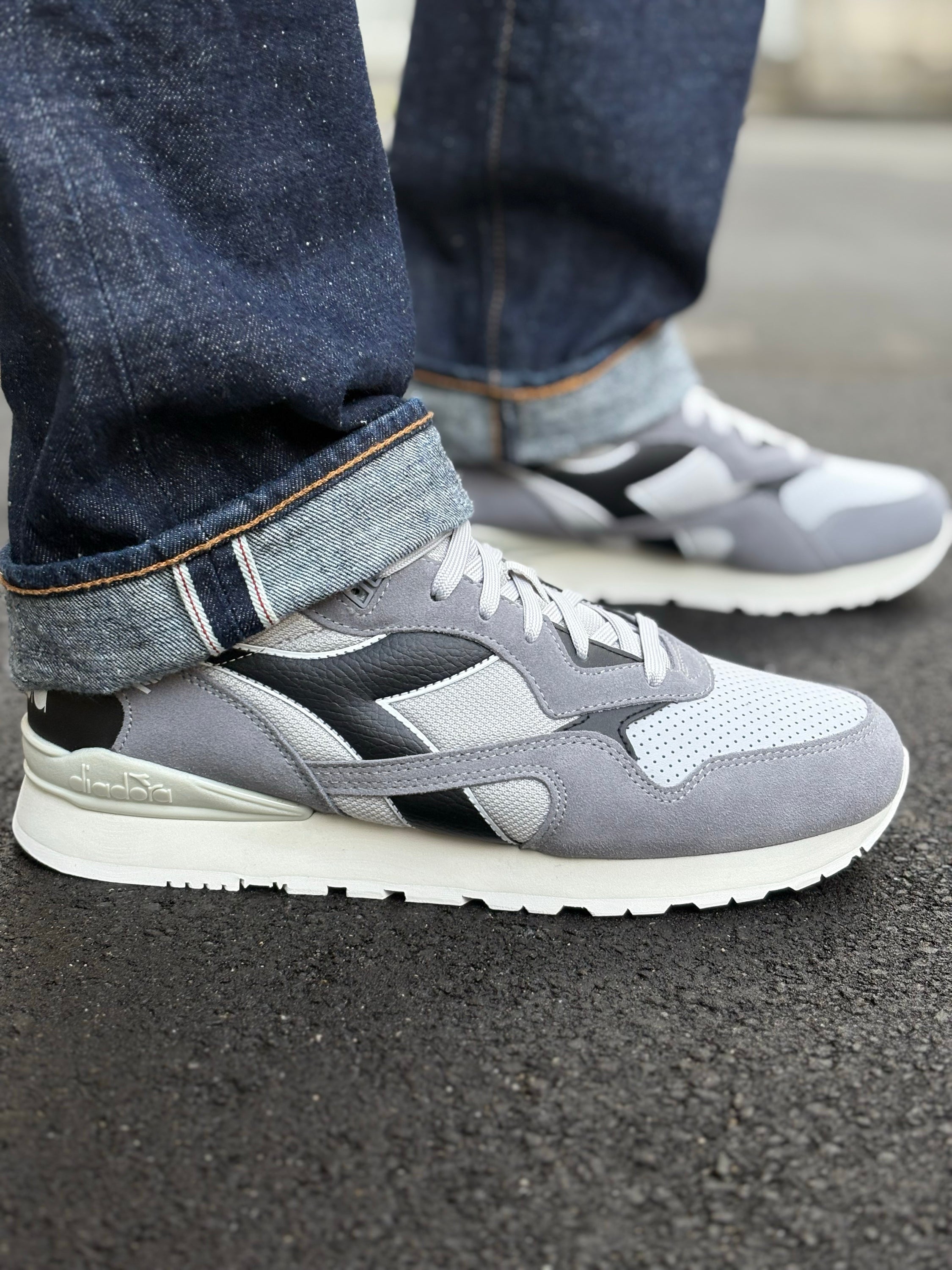 Reunion with a nostalgic brand. Diadora, a handsome face sneaker