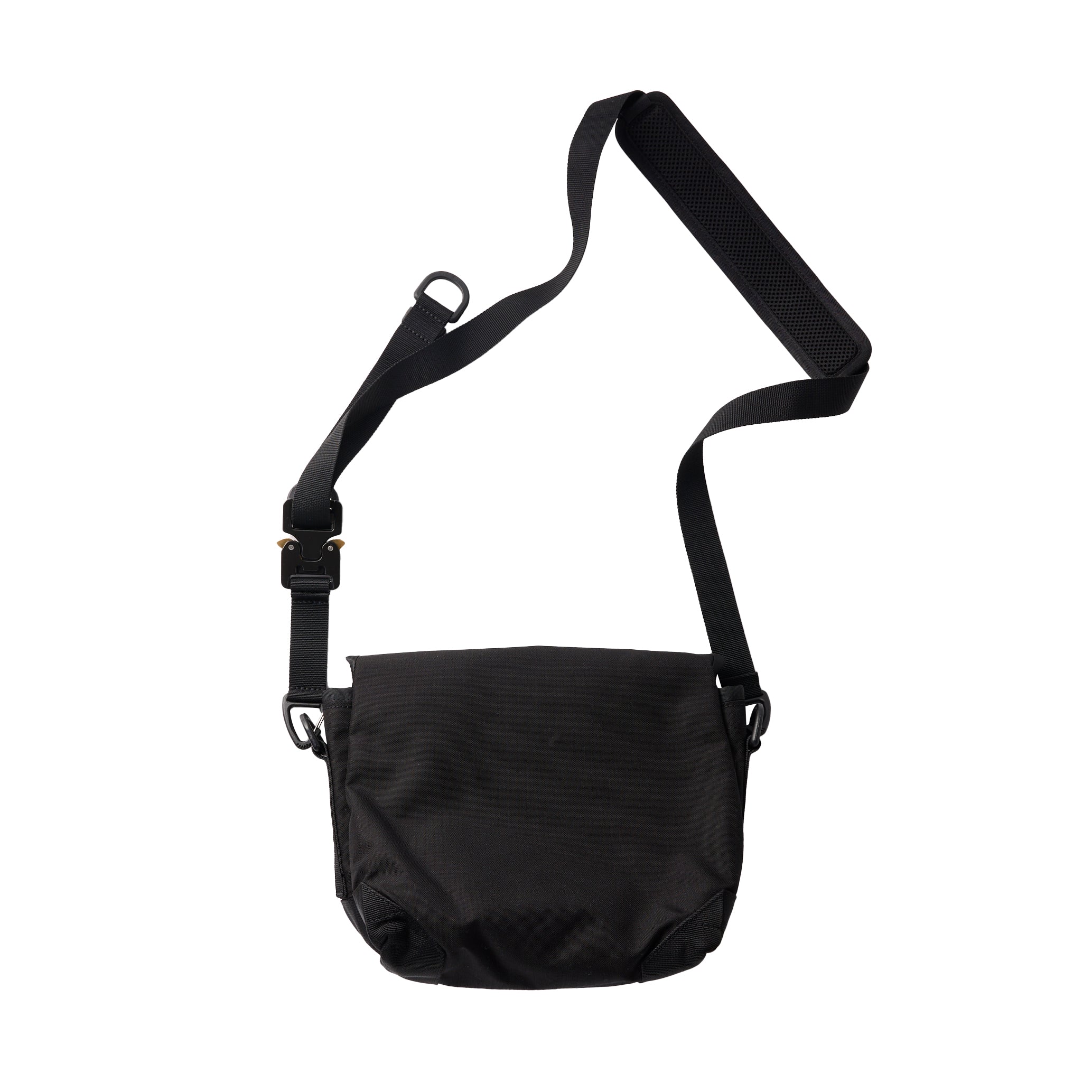 バッグジャック】GQ SISTER MESSENGER – GQ SHOP