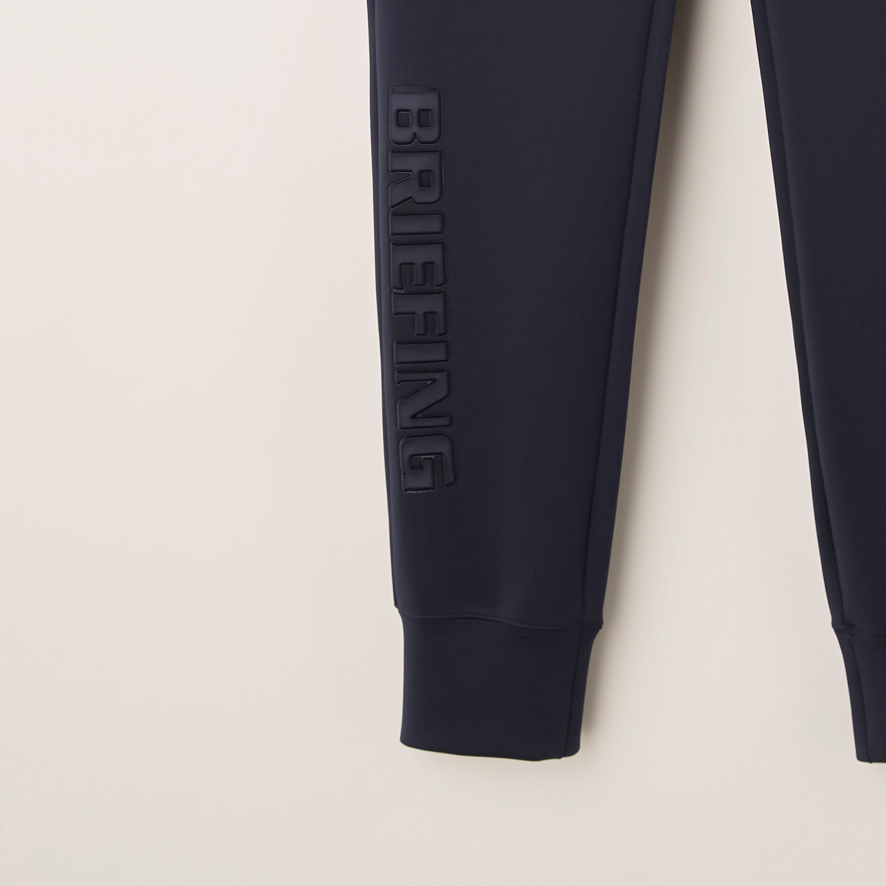 ブリーフィング ゴルフ】MS 3D ロゴ ジョガー パンツ – GQ SHOP