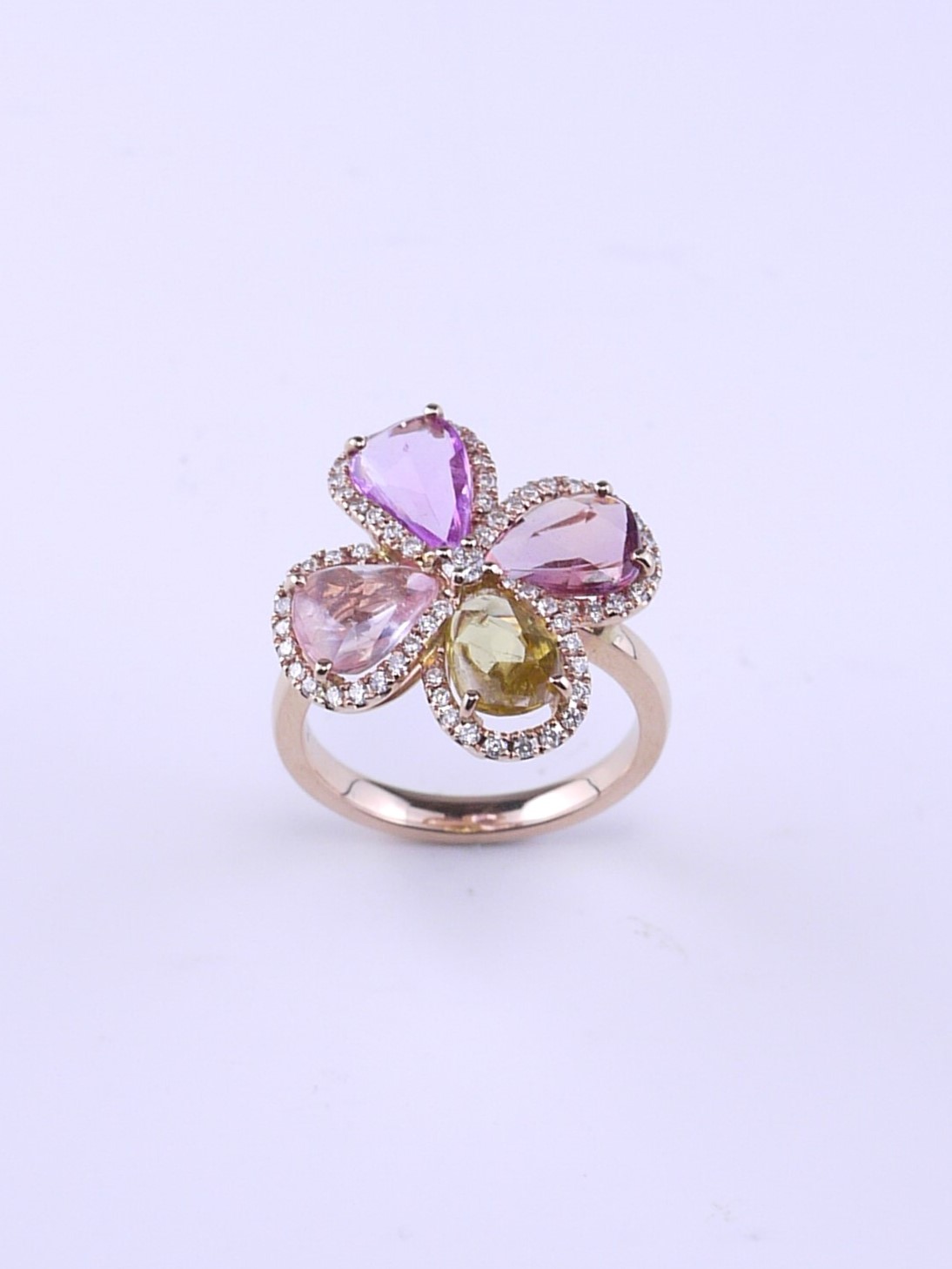 ヒトミハマ公式オンラインショップ / カラーサファイア フラワー