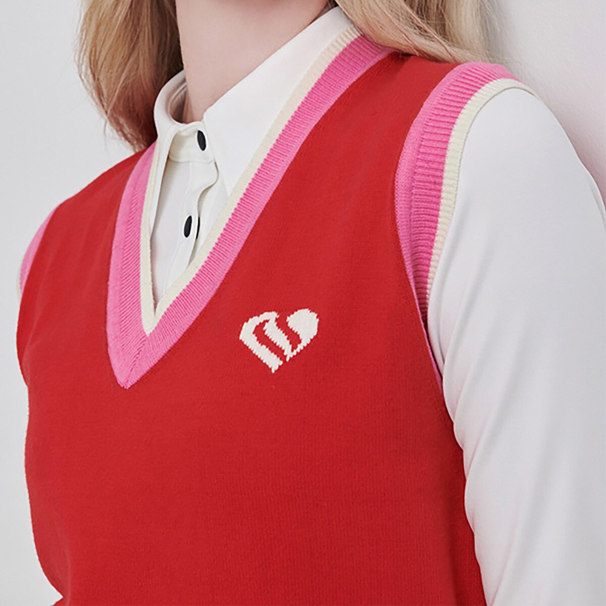 ハートロゴ ニットベスト レディス(ベスト)|CHUCUCHU(チュクチュ) の