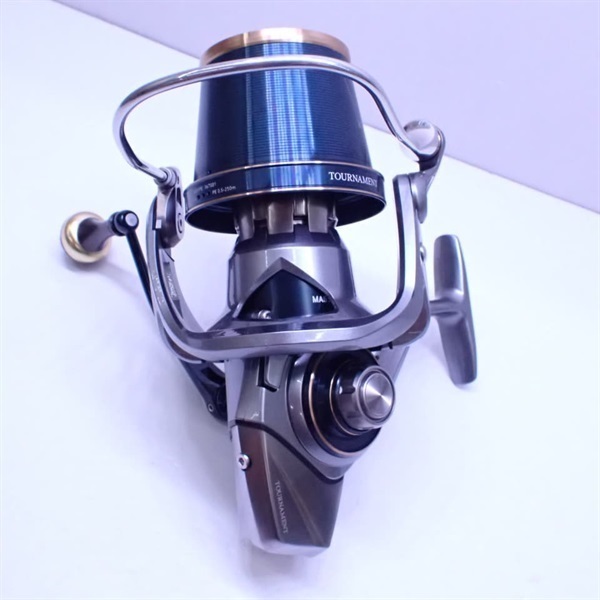 ダイワ 19トーナメントサーフ45 HG 05PE スピニングリール ダイワ 19