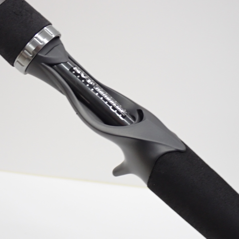 18スティーズSC6111HSBキングバイパー | イシグロ公式