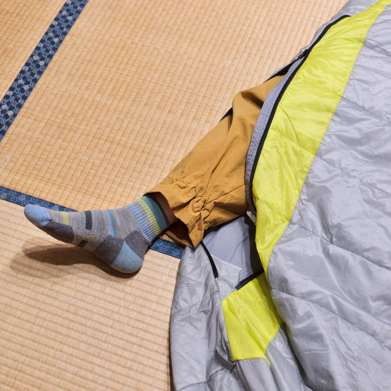 ウルトラライトNEO【ISUKA】 – SANKAKU STAND