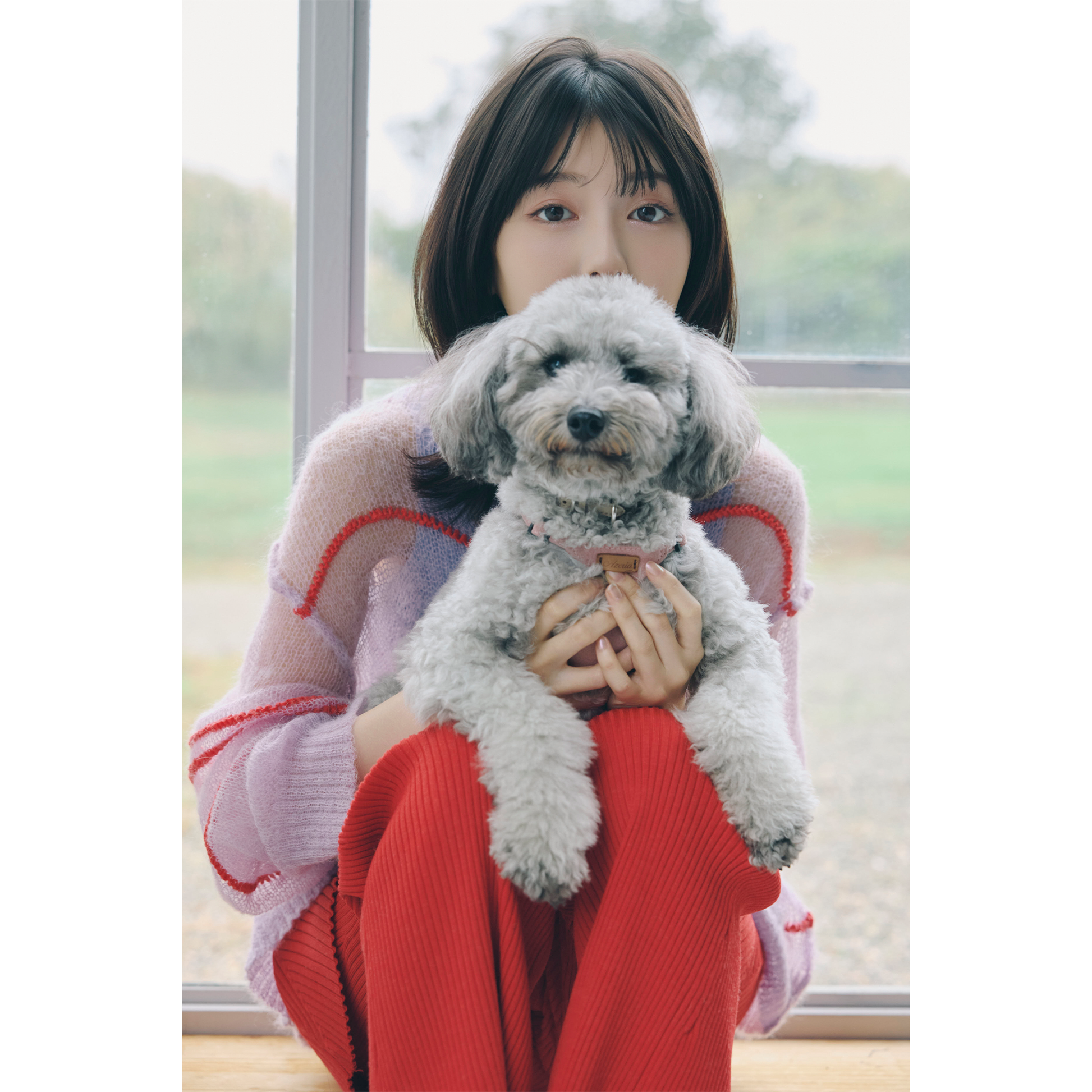 浜辺美波カレンダー 2026.04-2027.03（オフィシャルサイト限定表紙版