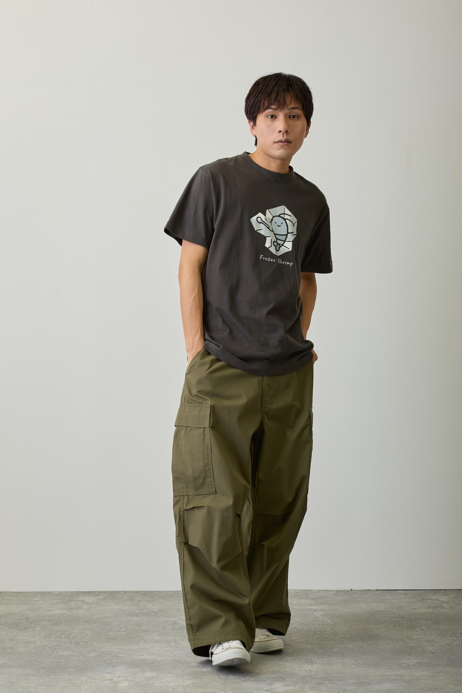 ホワイトタイガーとブラックタイガー Tシャツ 冷凍えび スミのページ