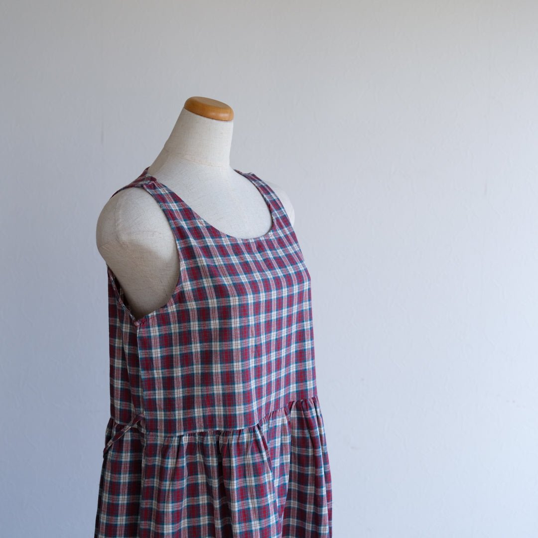 チェックノースリーブワンピース – to blossom