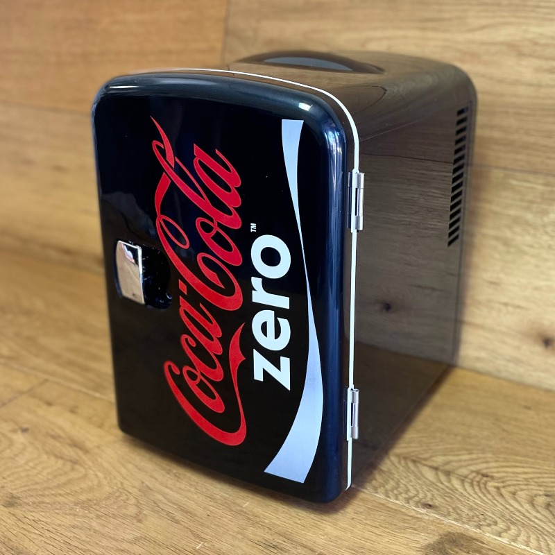 楽天市場】コカコーラ ミニ 保冷庫 6缶 4L 車載可Coca-Cola Classic