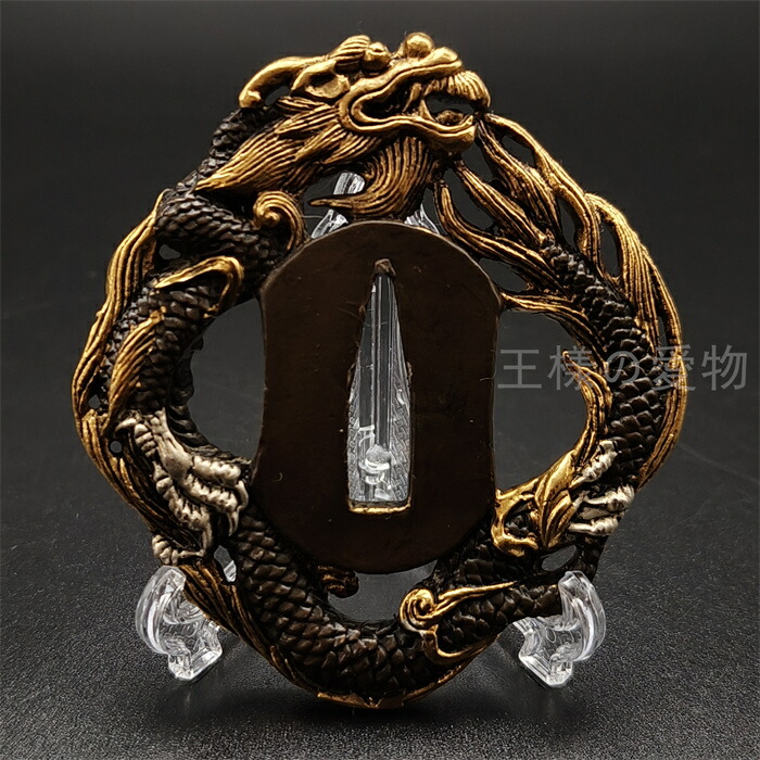 楽天市場】日本刀装具 桜龍の図 刀鍔 銅地 細工 絵金銀 鍔 刀の鍔 ツバ