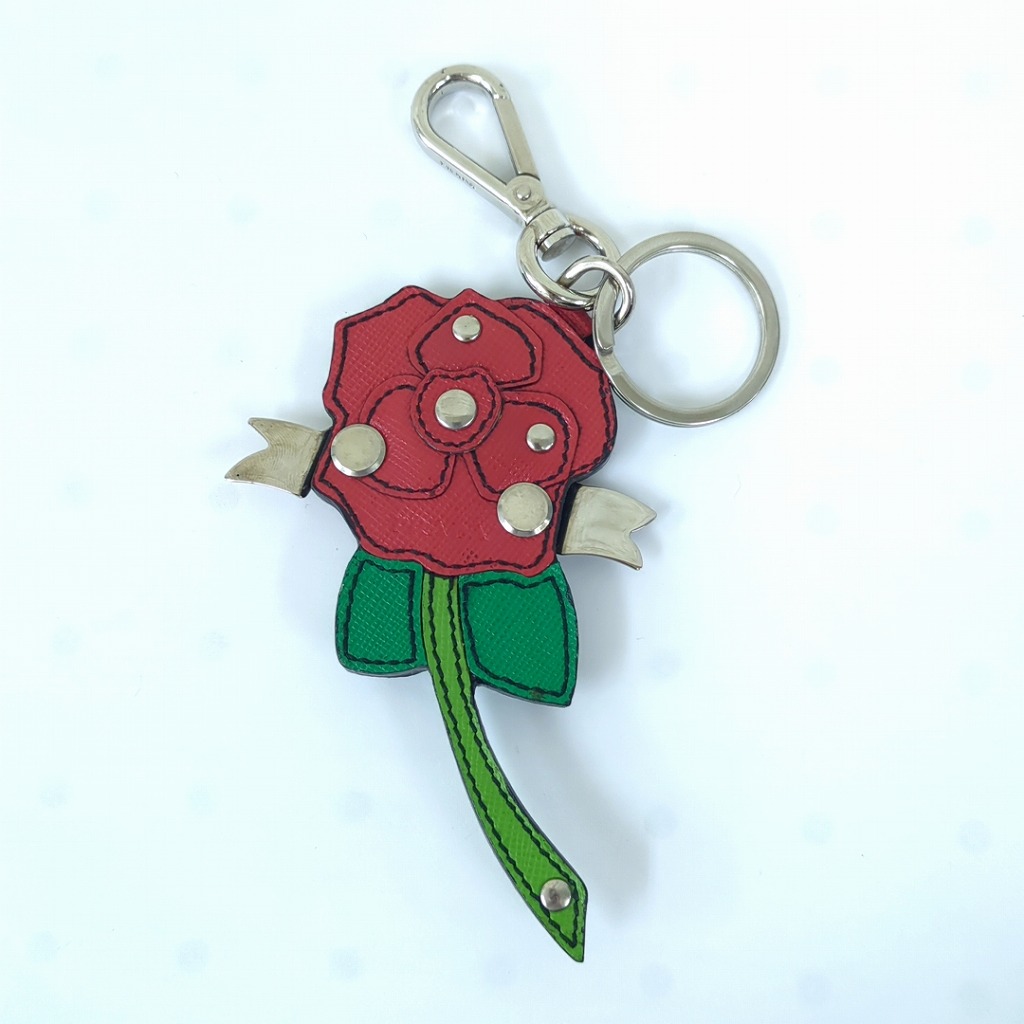 楽天市場】プラダ バタフライ 蝶 モチーフ キーホルダー キーリング