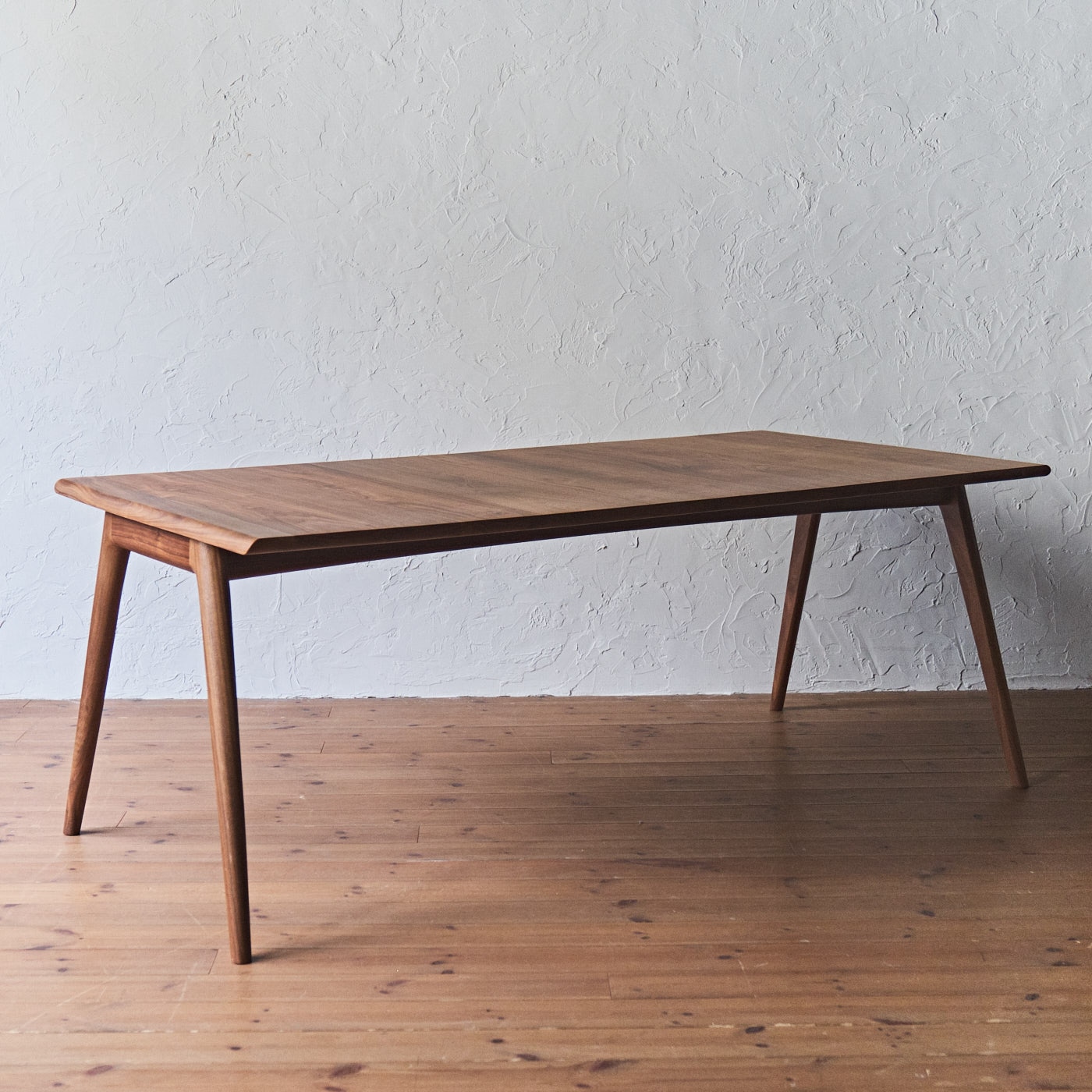 ハープ ダイニング テーブル(ウォールナット) (幅150cm