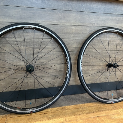Bontrager Paradigm TLR ロードホイール リムブレーキ