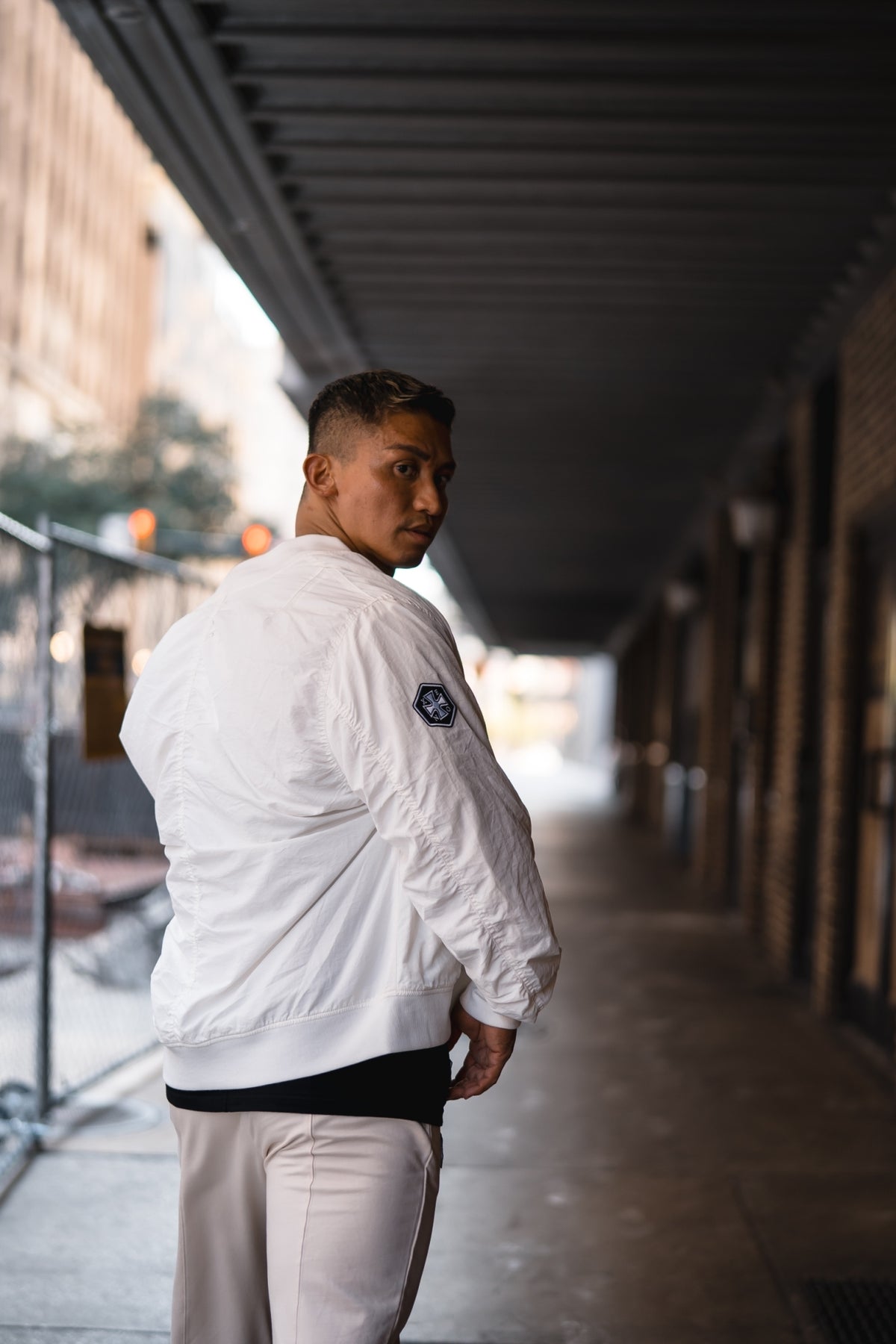 XENO NYLON WOVEN JACKET White