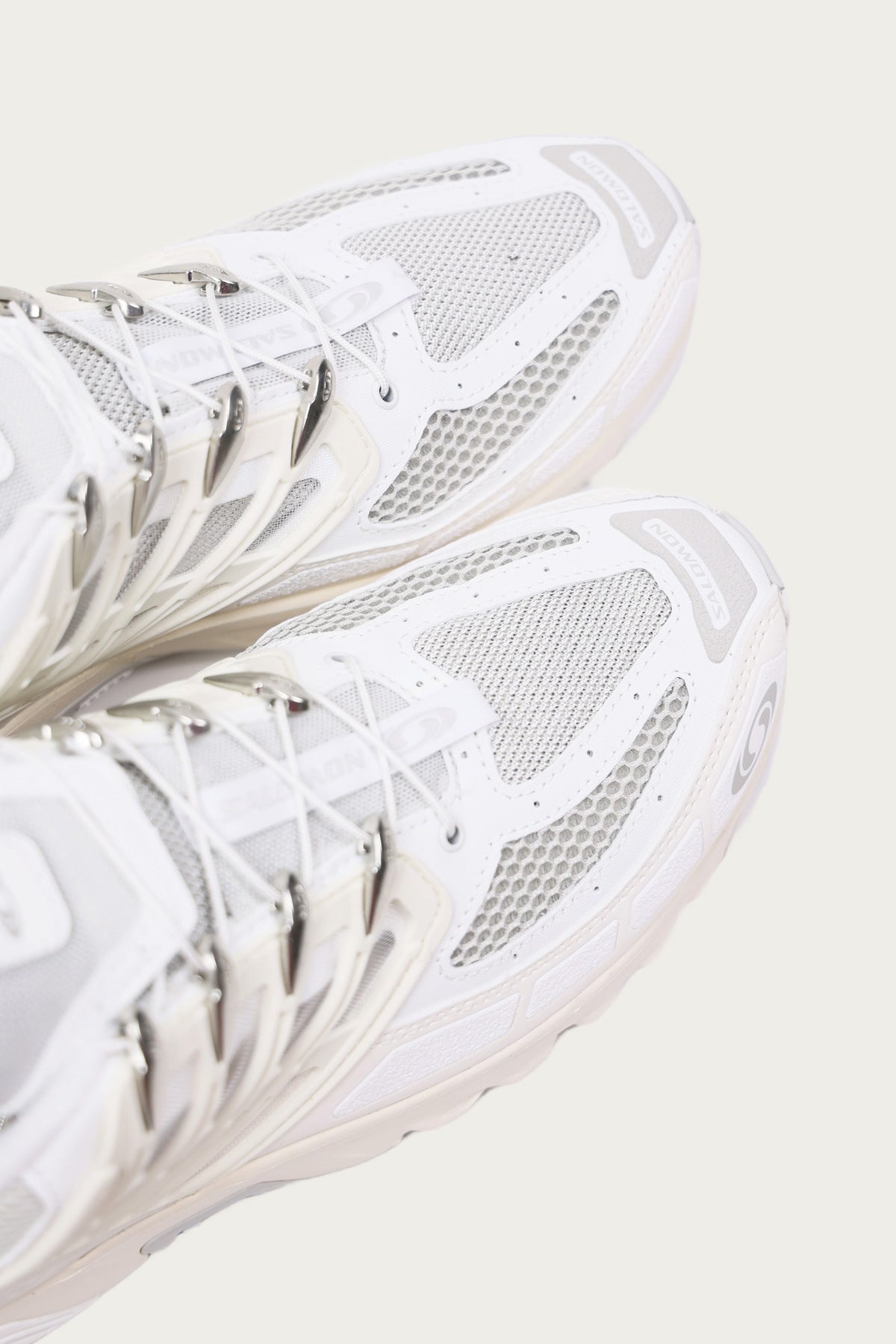 Salomon Advanced ACS Pro | White/Vanilla/Lunar Rock | Canoe Club