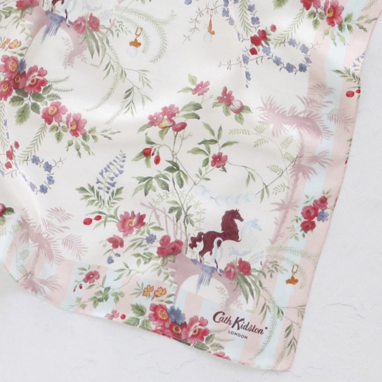 英国発🎀日常をハッピーに彩る〈キャス キッドソン〉のハンカチ