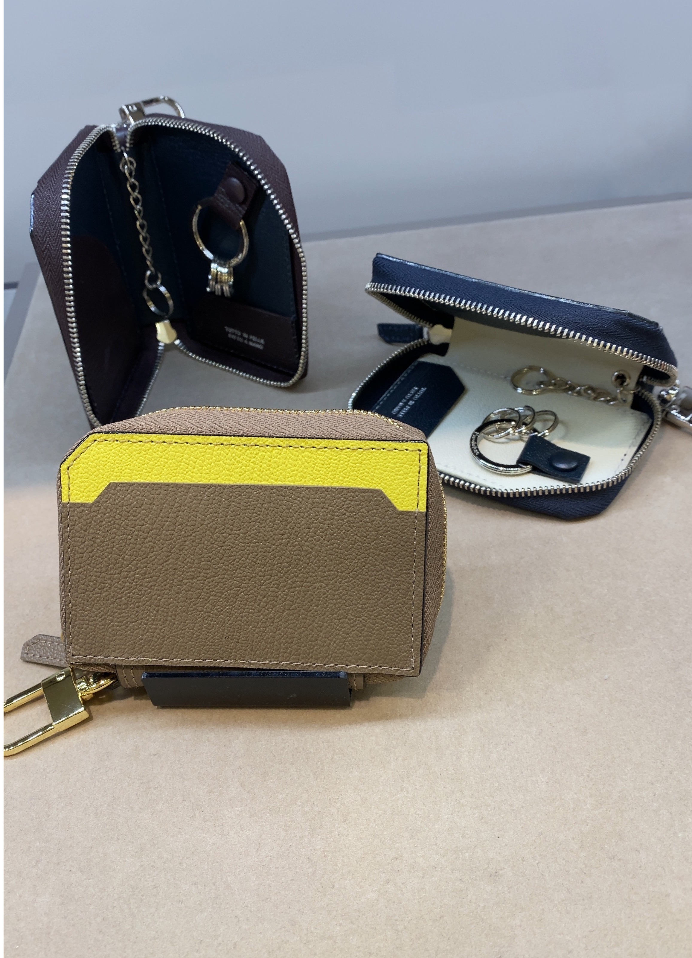 男女共に人気のゴートレザー【L'arcobaleno/ラルコバレーノ】 | 紳士