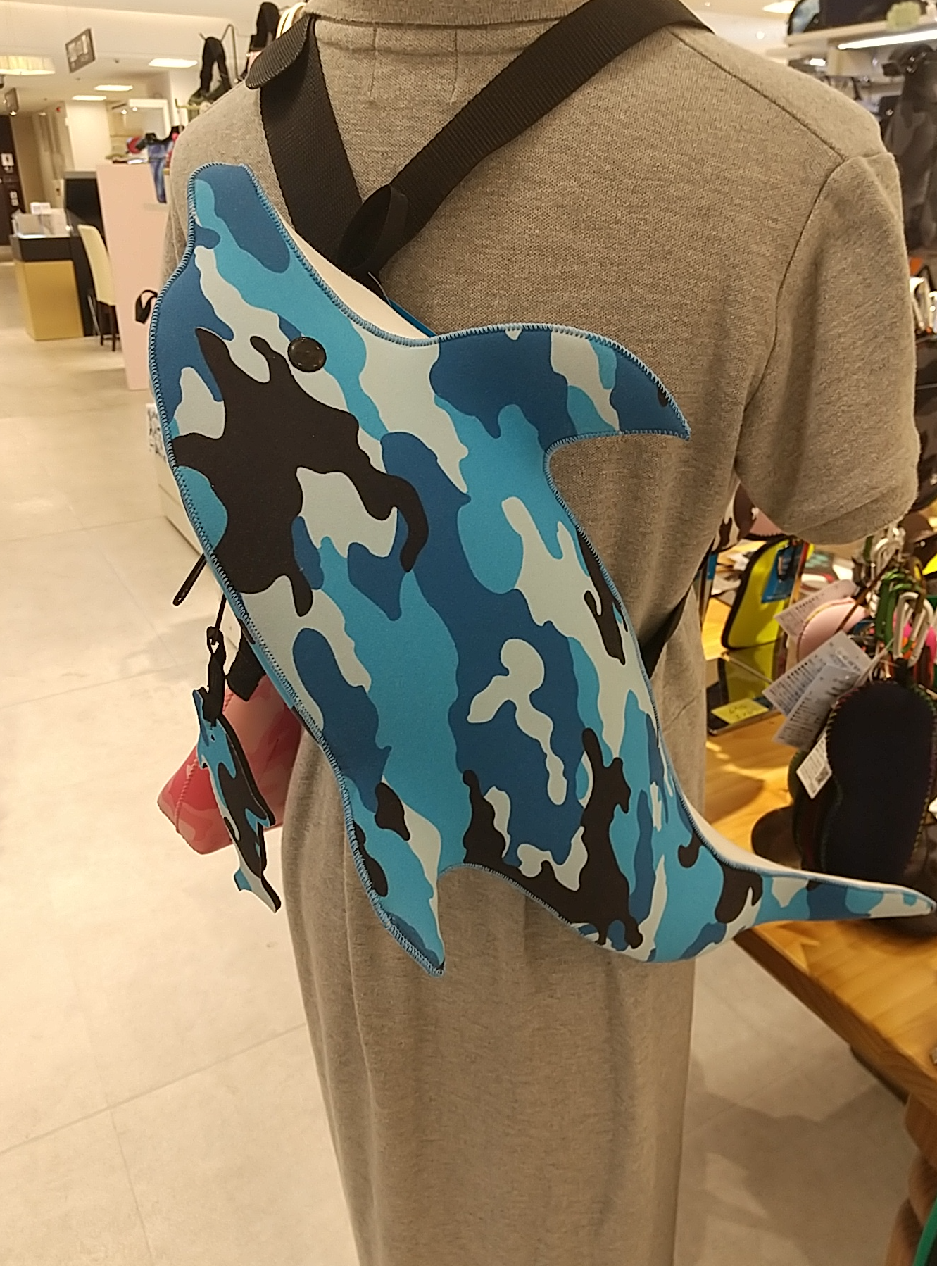 🏖️ 〈ヘリテイジ〉あなたのおそばに💕《イルカ🐬リュック