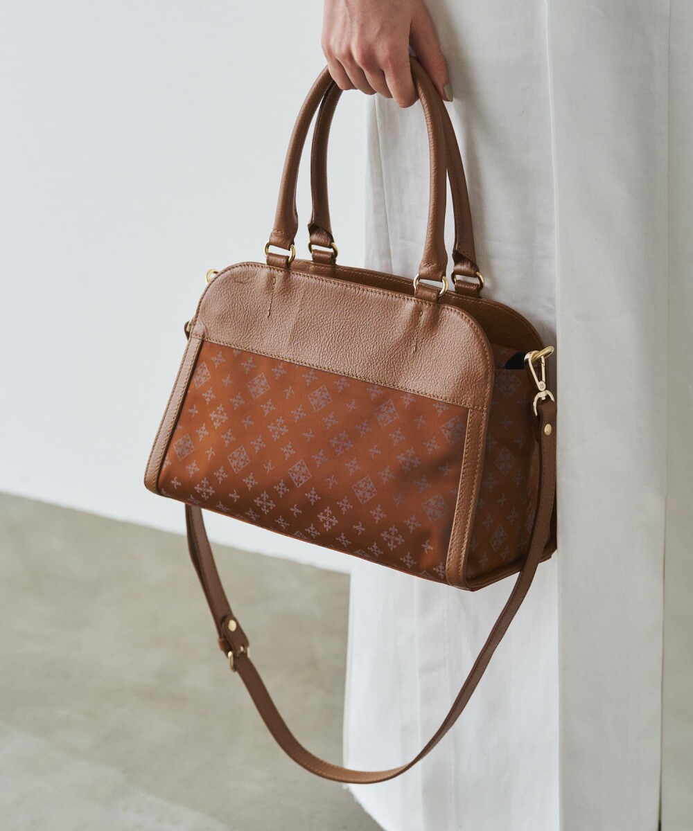 洗練されたデザインが魅力のボストンバッグ | ラシット | 大丸神戸店