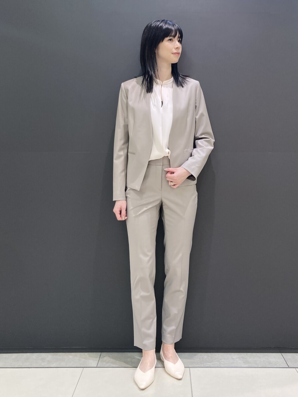 Theoryノーカラージャケット パンツ セットアップスーツ グレー