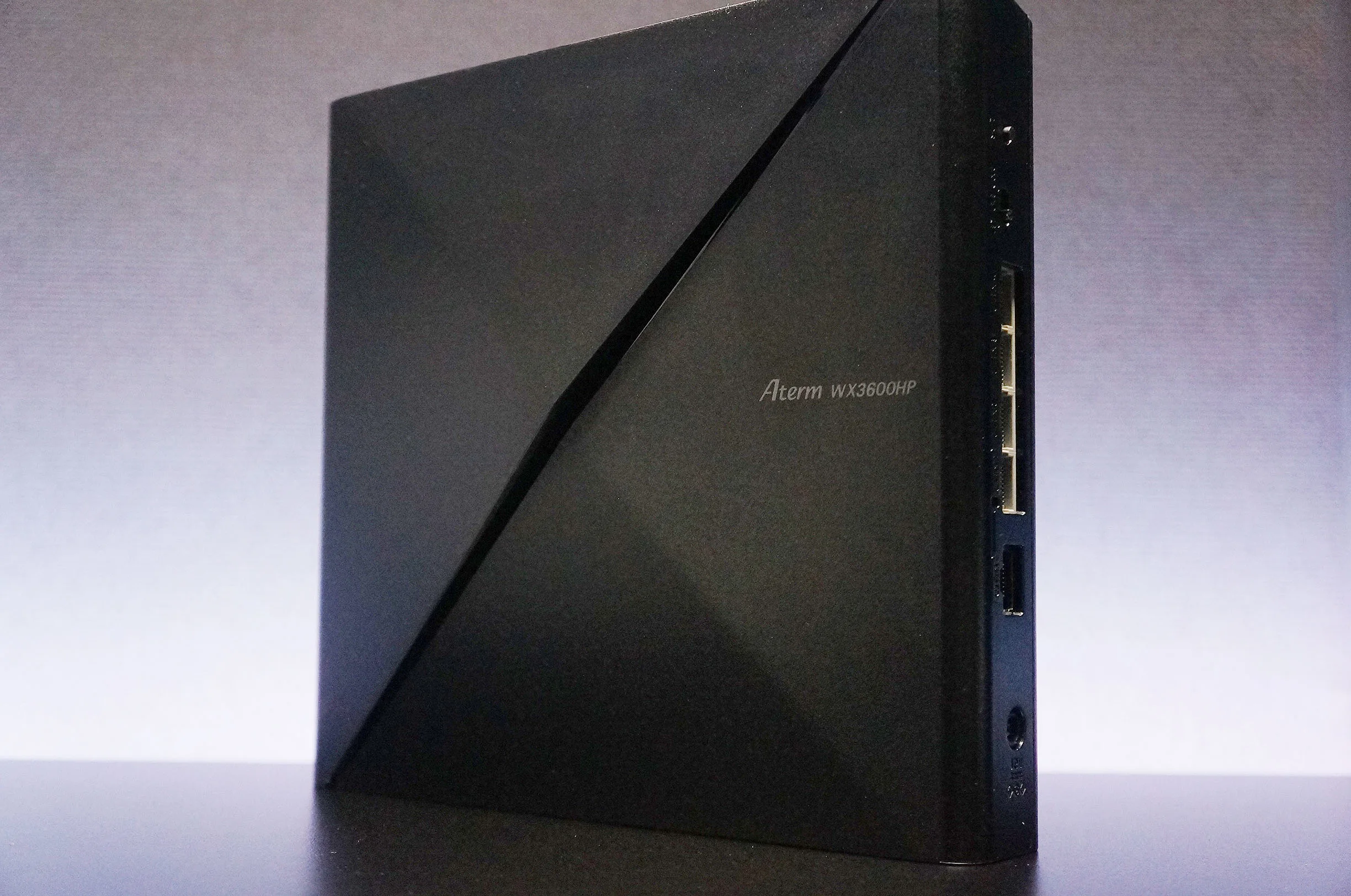 NEC Aterm WX3600HP WiFiルーターのレビュー！8ストリームでWi-Fi6対応