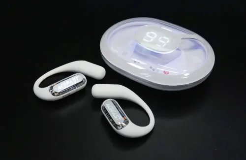 ランナー必見！「光る」オープンイヤーイヤホンACEFAST ACEFIT Proで夜