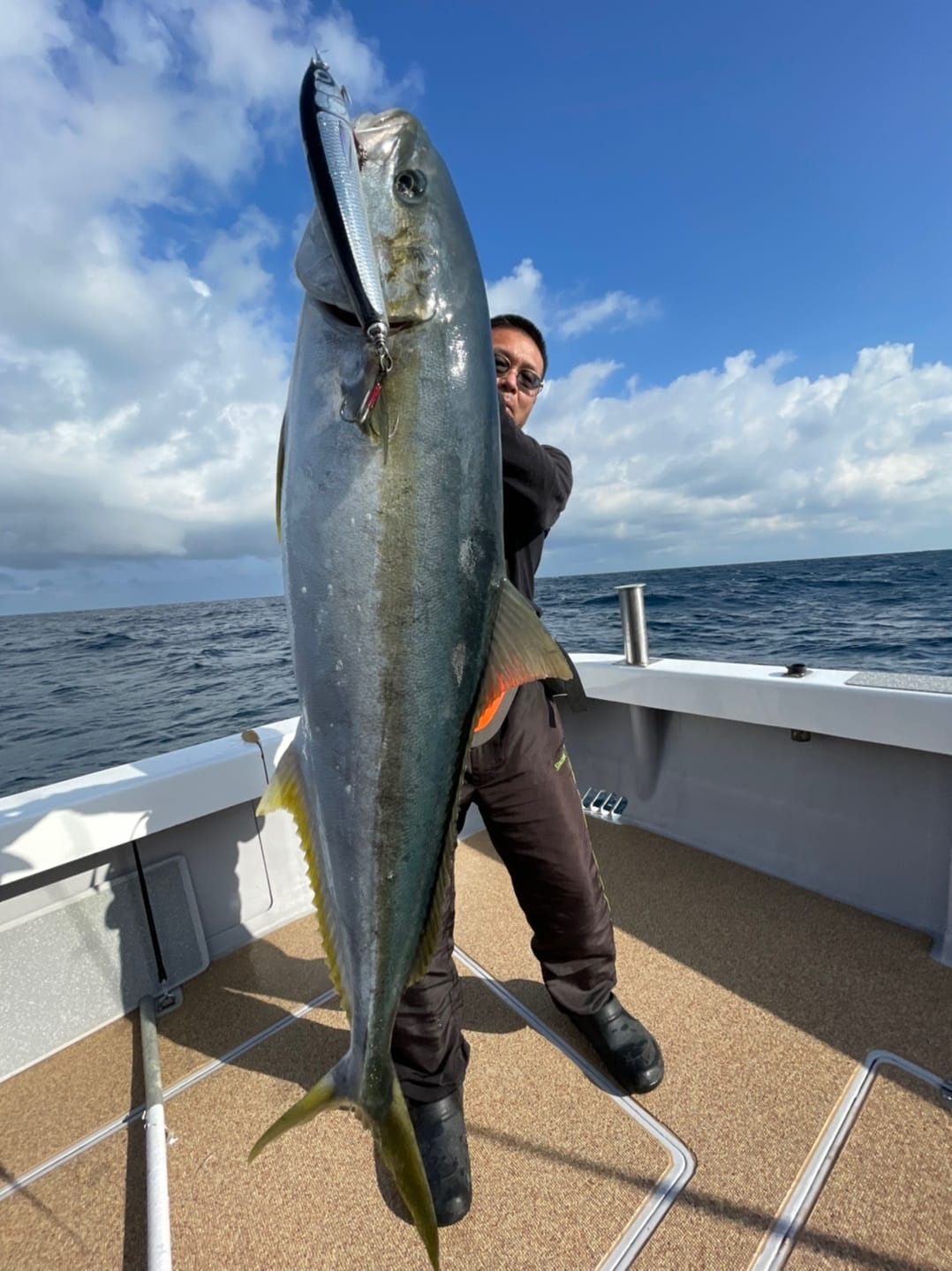 CARPENTER STRIKE EAGLE 100-215 WOODEN STICK BAIT -七島