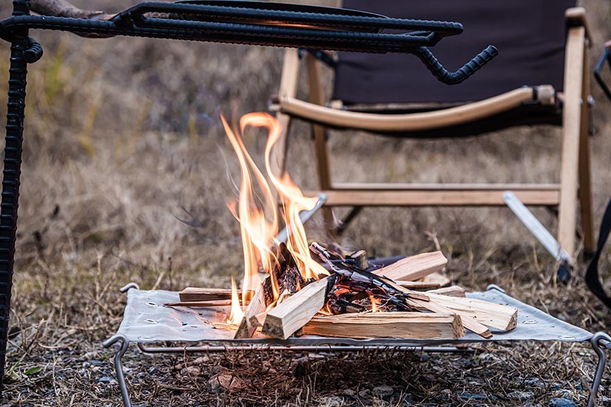 Bush craft（ブッシュクラフト） 焚き火台 ソロ 軽量 コンパクト