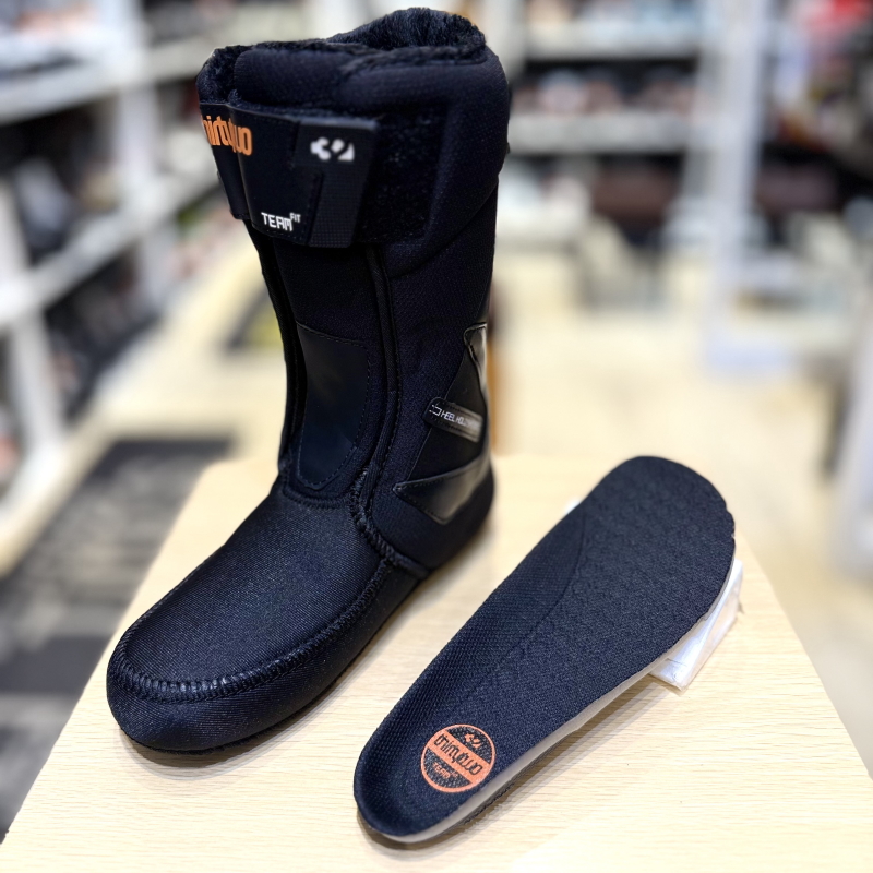 thirtytwo スノーボード ブーツ（サイズ（cm）：23cm）｜スノーボード