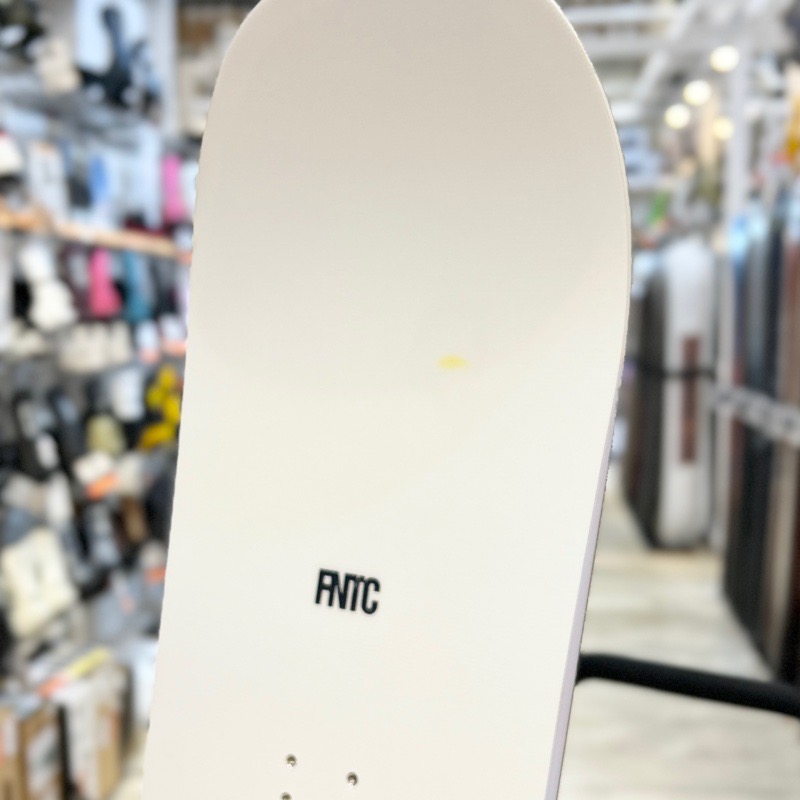 50％OFF メンズ スノーボード 板 型落ち FNTC TNT C WHITE 147cm
