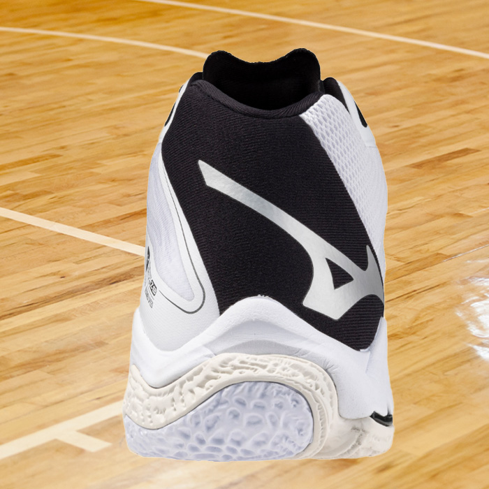 MIZUNO（ミズノ） バレーボールシューズ ウエーブライトニング Z8 MID