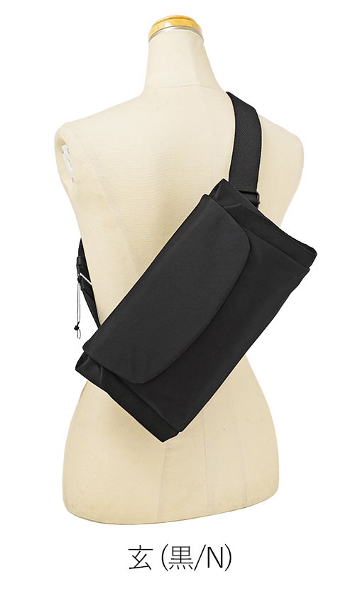ラクーオ ボディバッグ LAQUOH ユーティリティー ミニマル ナイロン