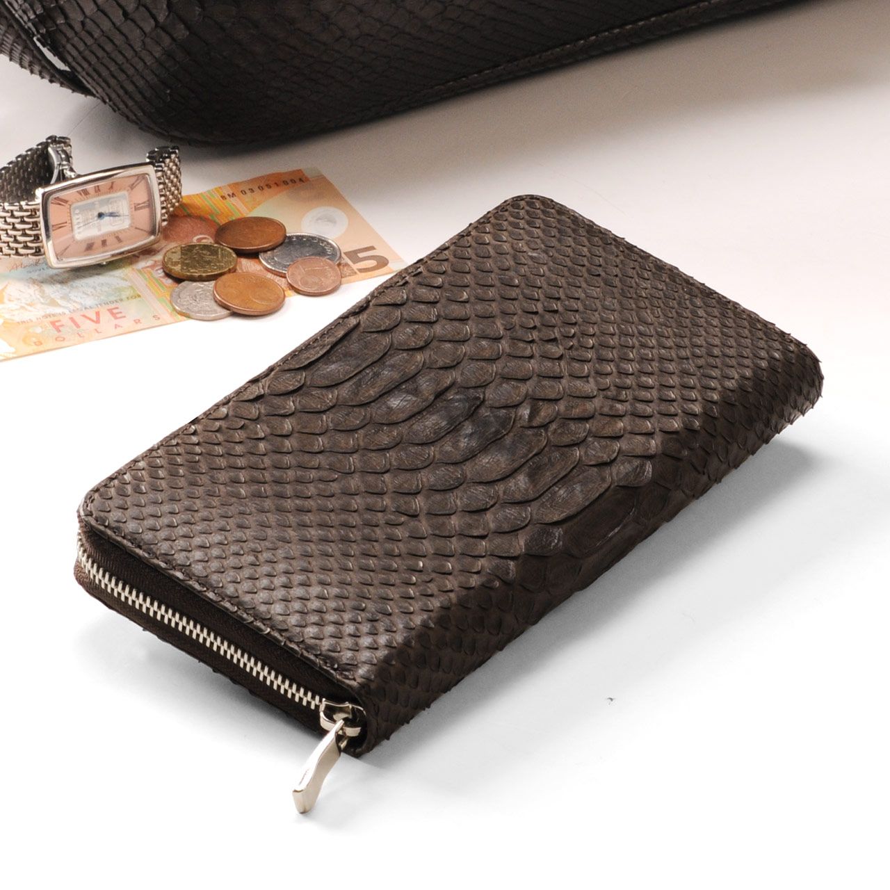 HALEINE（アレンヌ） ダイヤモンド パイソン 長財布 レディース