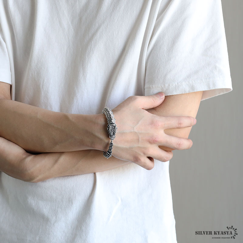 シルバー925 ド迫力 ドラゴンブレスレット 燻 龍ブレスレット 重厚感