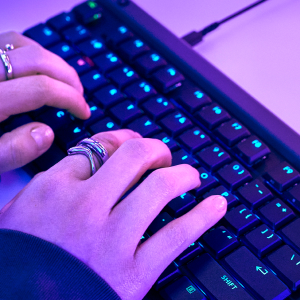 ロジクールG ゲーミングキーボード Logicool G G515 TKL 有線 リニア