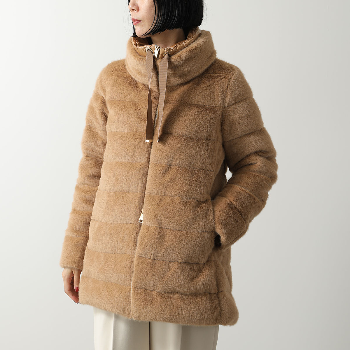 HERNO（ヘルノ） ダウンコート アンスラサイト PI002123D 12630