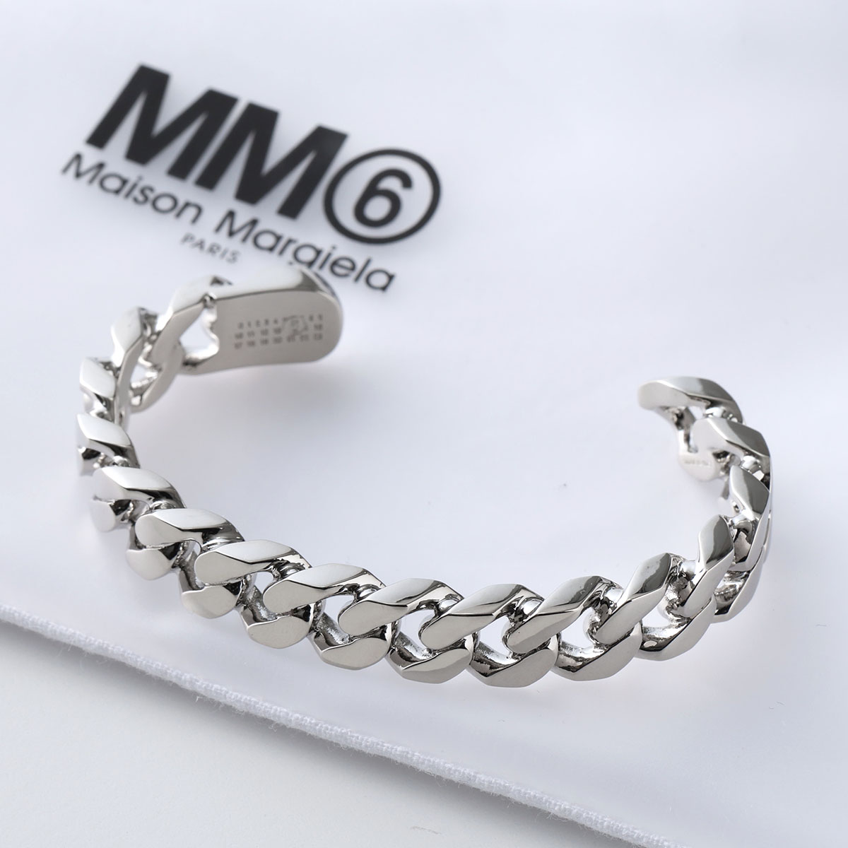 美品 Martin Margiela ツイストバングル シルバー カレンダー 美品