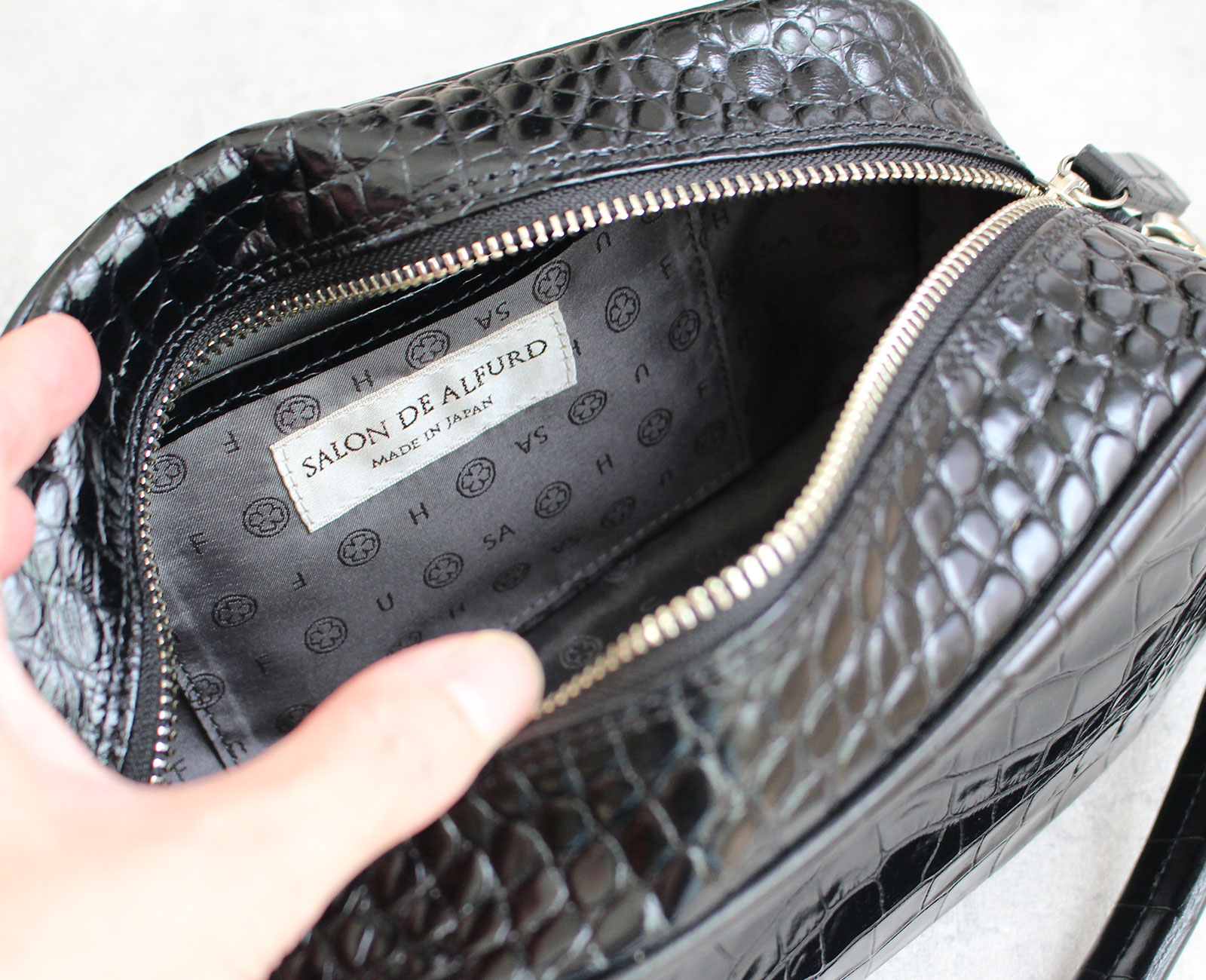 SALON DE ALFURD TOKYO（サロン・ド・アルファード） ショルダーバッグ