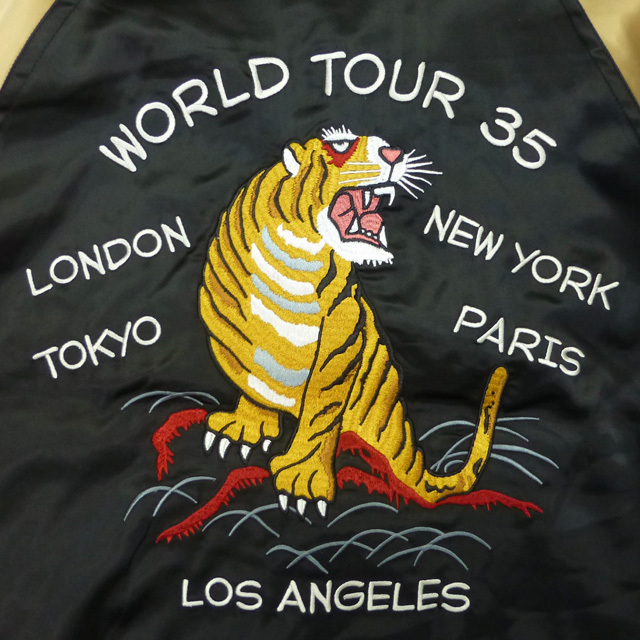 STUSSY（ステューシー） UO×Stussy Satin Souvenir Jacket アーバン