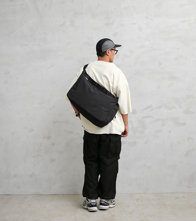 CHROME（クローム） JP-197 NEWSPAPER MESSENGER 26L ニュースペーパー