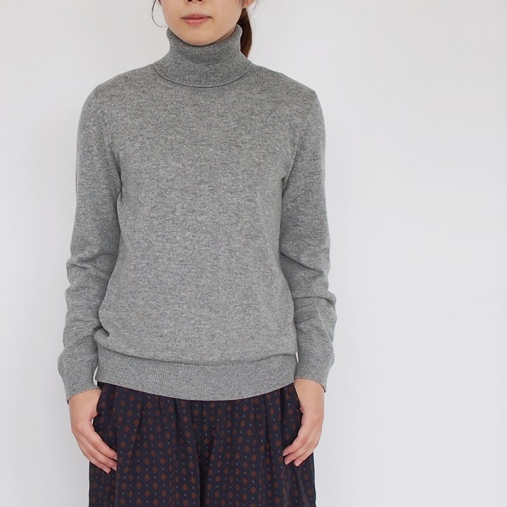 PRODIGAL（プロディガル） カシミヤ 100％ タートルネック セーター