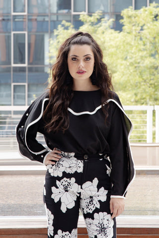 Wavelength Top w/ Pearl Buttons – Reina Valentina