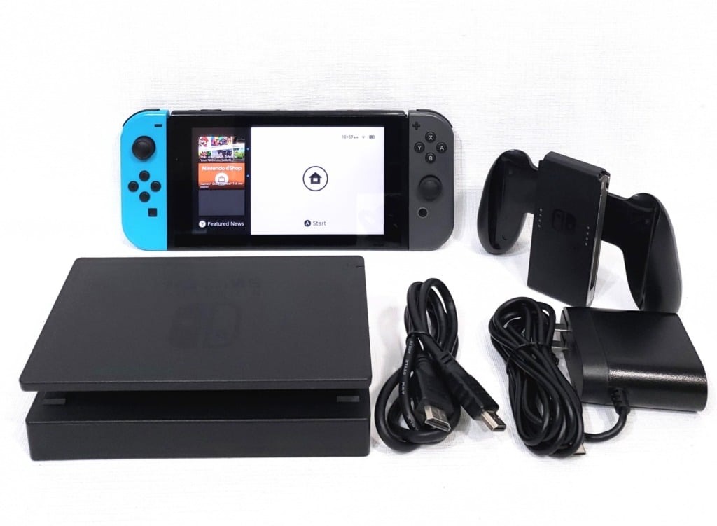 Nintendo Switch HAC-001 32GB Console Bundle - Shores Pawn & Jewelry