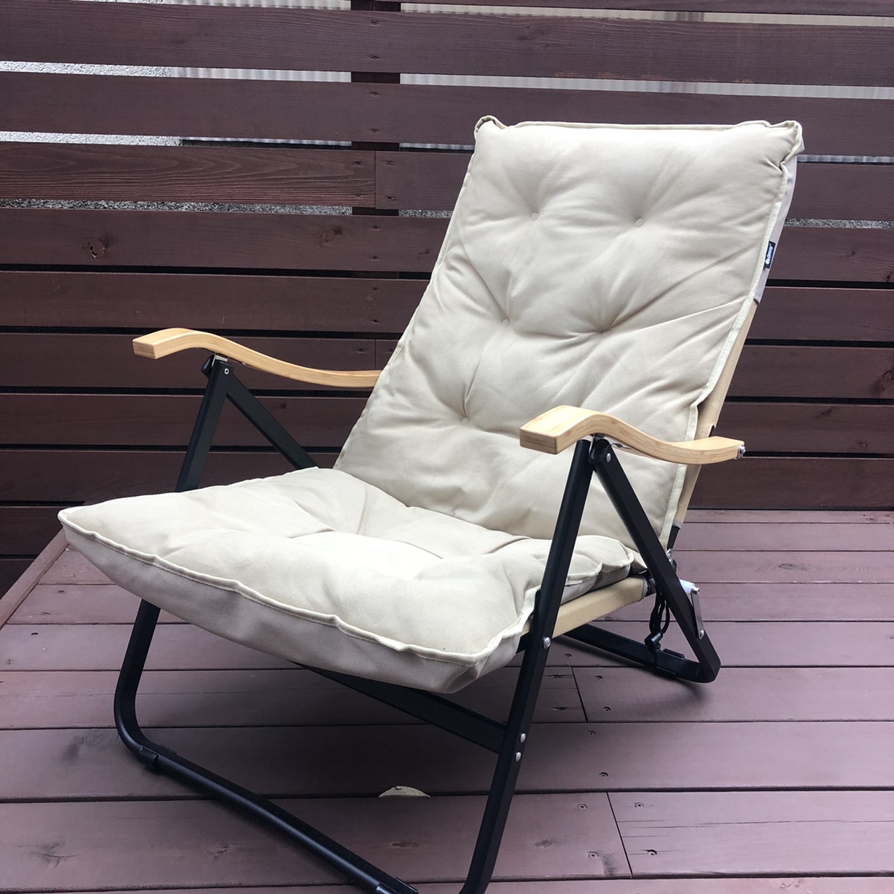 オンウェー コンフォートローチェアプラス 座り心地の良いハイバック