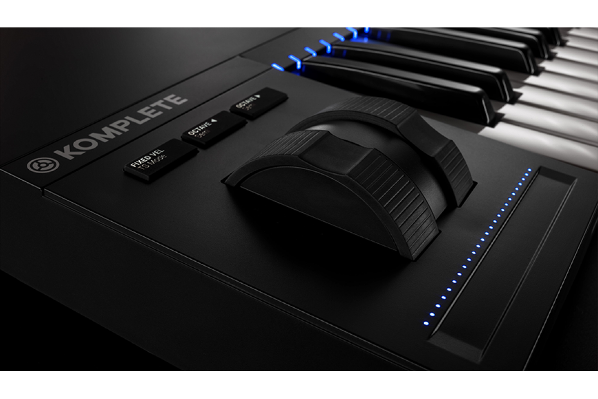 Native Instruments Komplete Kontrol S49 MK2 - Leading Musical