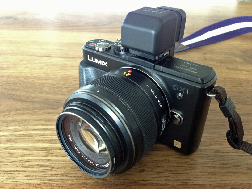 マイクロフォーサーズなのによくボケる標準レンズ「LEICA DG SUMMILUX