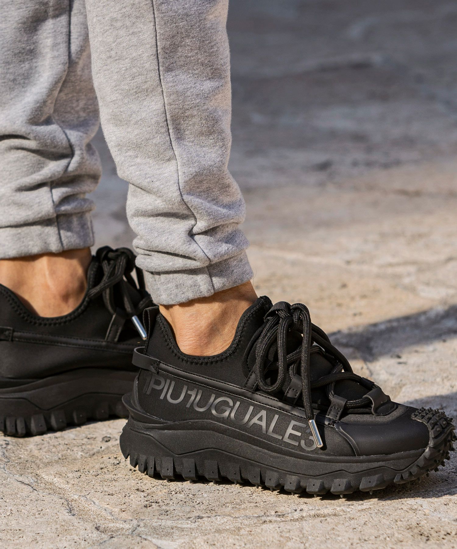 1PIU1UGUALE3 RELAX(ウノピゥウノウグァーレトレ リラックス