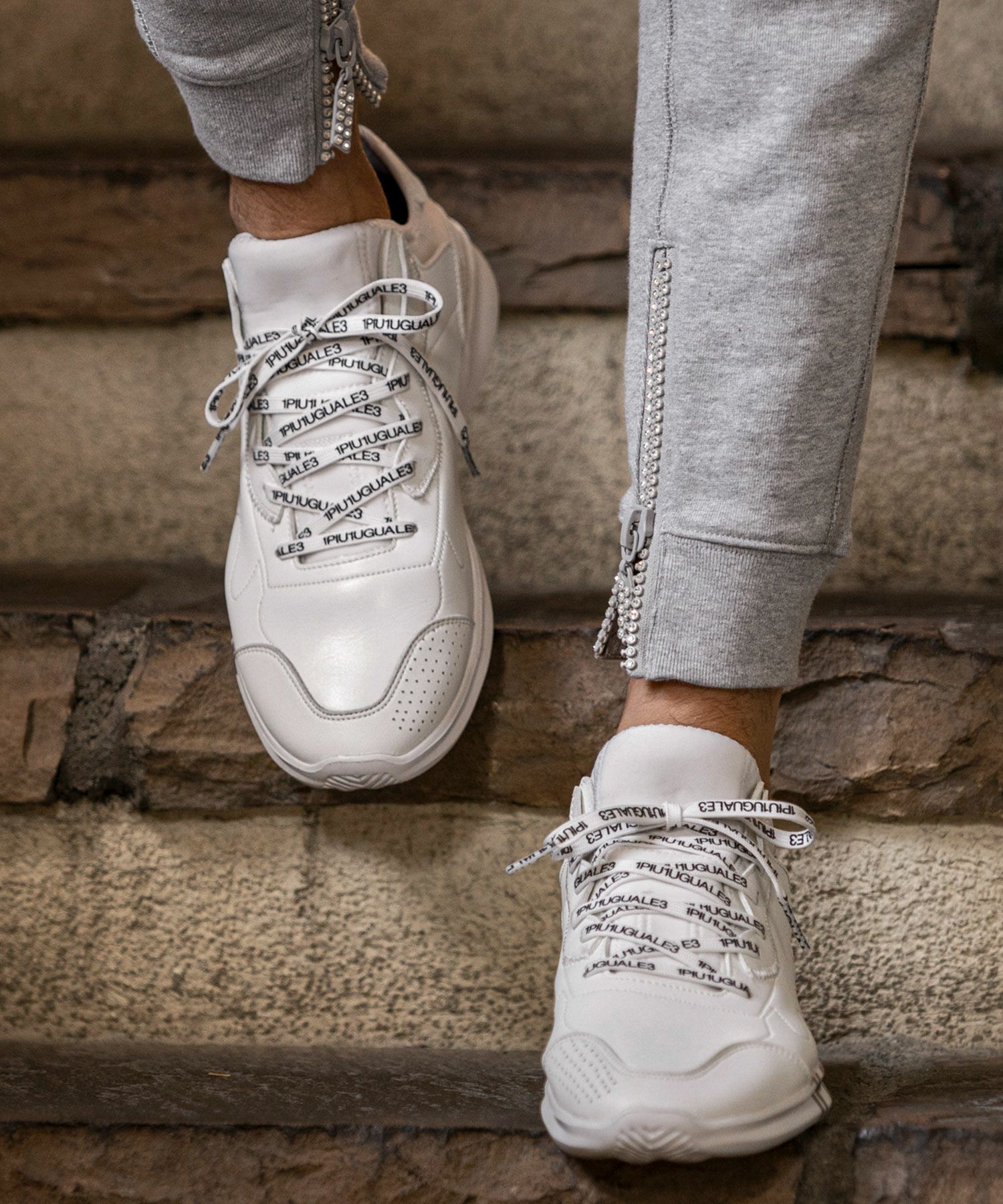 1PIU1UGUALE3 RELAX(ウノピゥウノウグァーレトレ リラックス