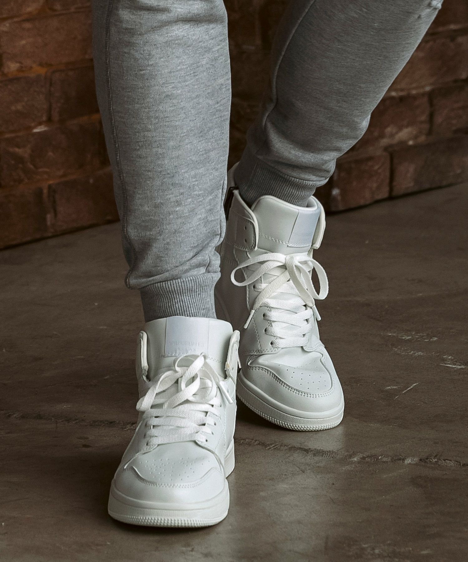 1PIU1UGUALE3 RELAX(ウノピゥウノウグァーレトレ リラックス)ライン