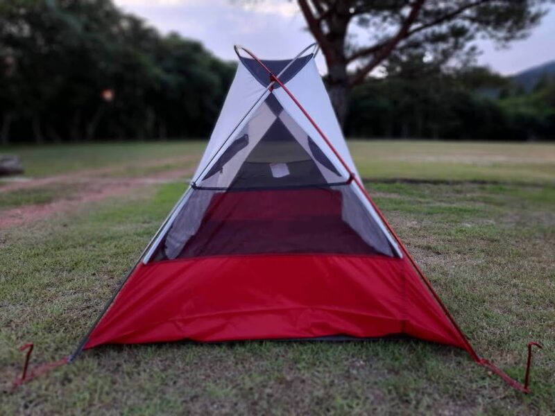 MSRのテント「エリクサー2グリーン」は、ソロキャンプにおすすめの